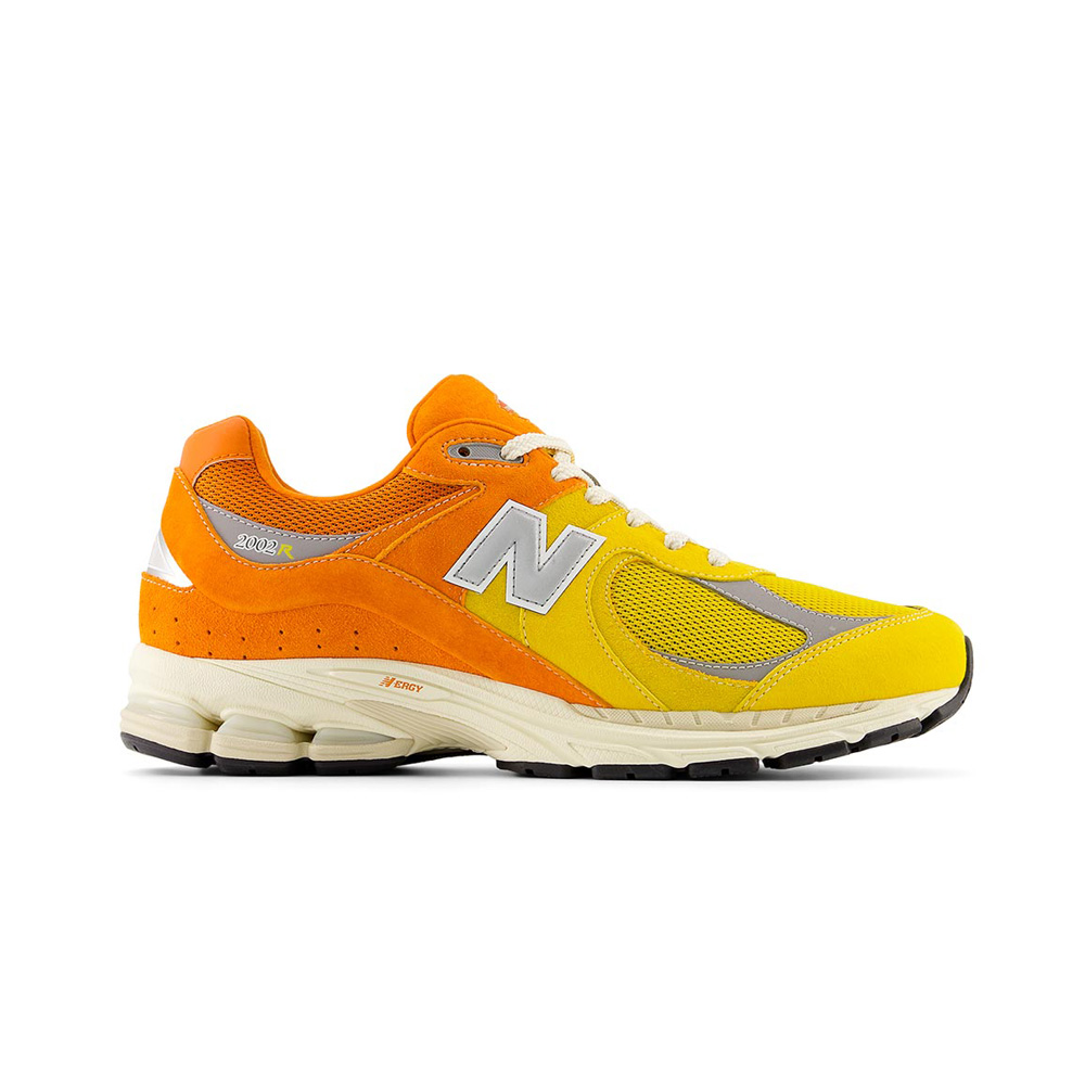 2002 New Balance image number 0