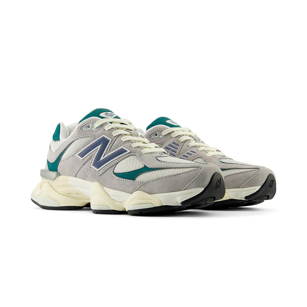 9060 New Balance Shoes image number 2