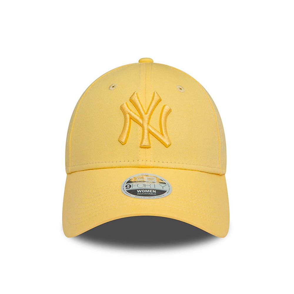 Wmns League Ess 9Forty New York Yankees New Era image number null