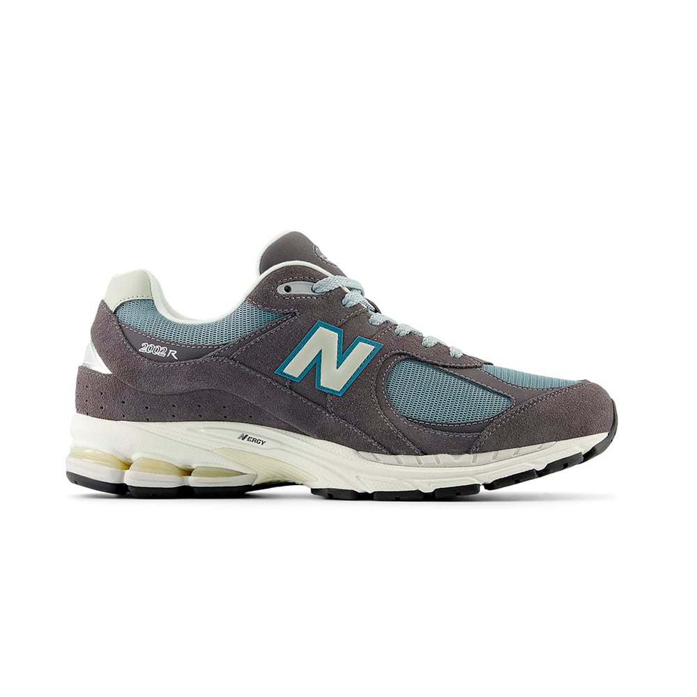 2002 New Balance image number 0